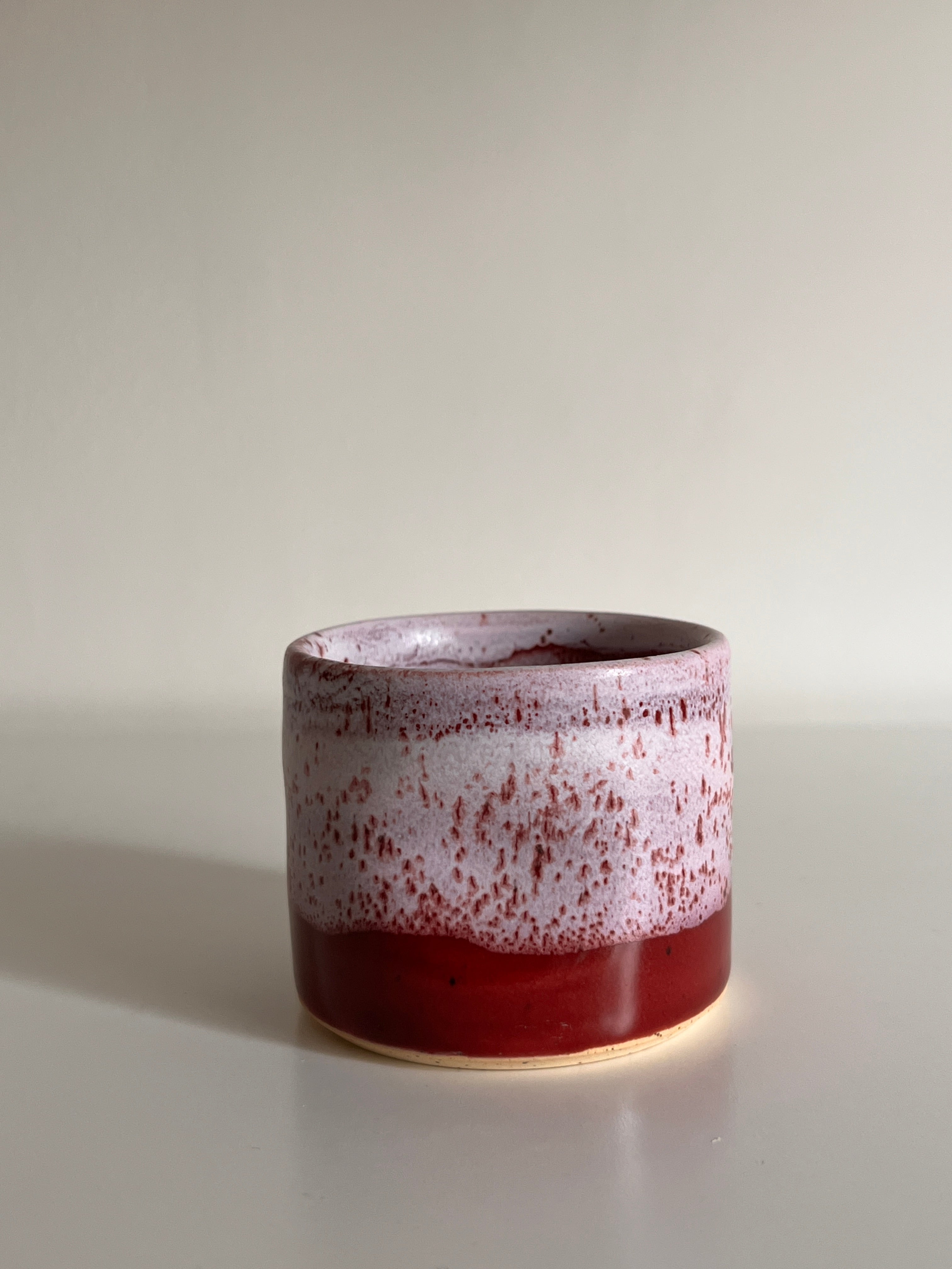 Grooved — Red + White Speckle